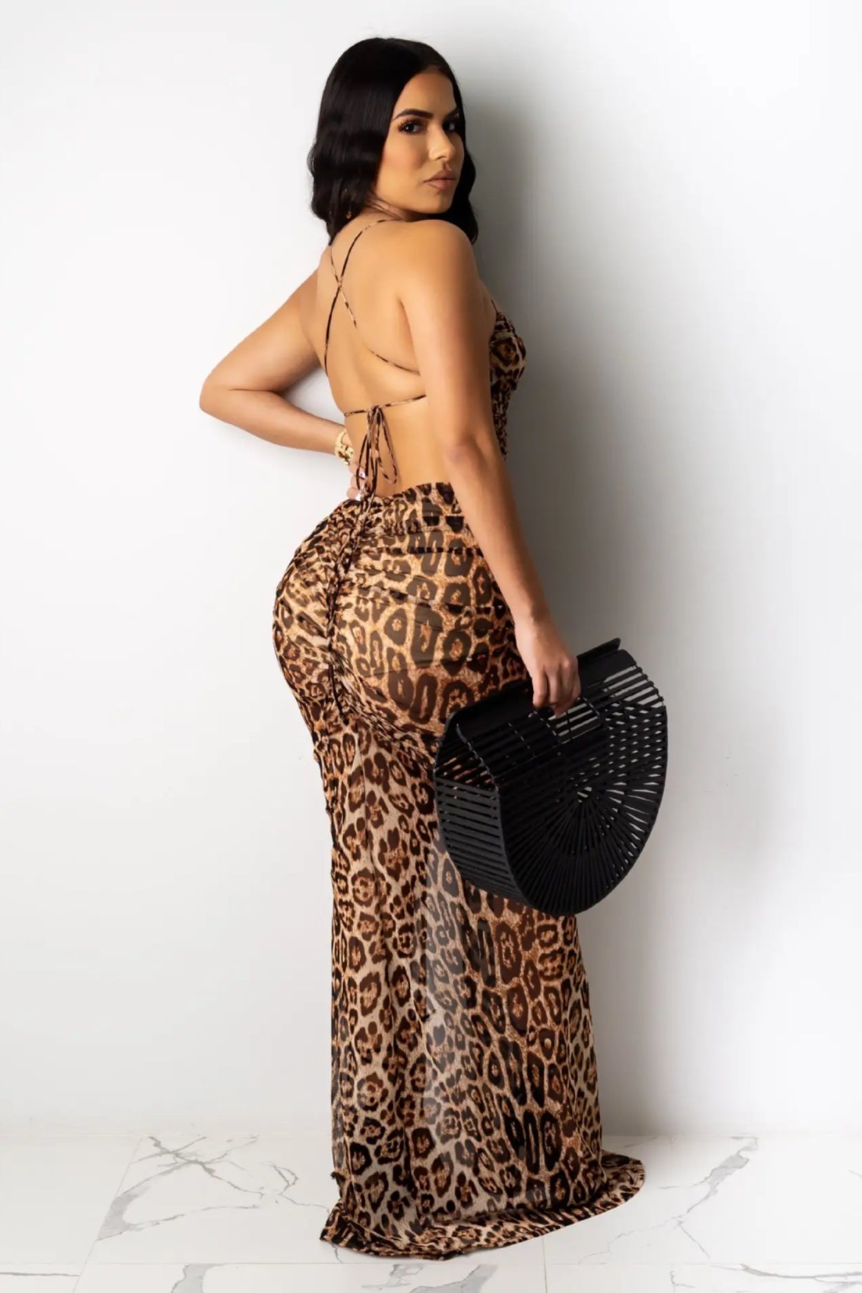 Robe longue léopard élégante et glamour